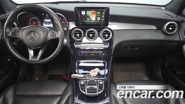 Mercedes-Benz GLC-Class 2018 — photo 10