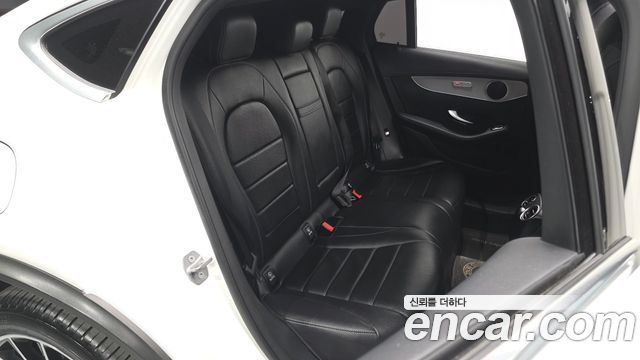 Mercedes-Benz GLC-Class 2018 — photo 18