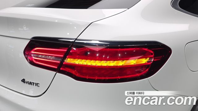 Mercedes-Benz GLC-Class 2018 — photo 9