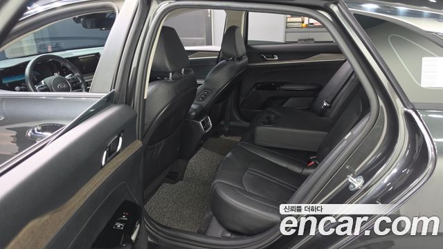 Kia K5 2020 — photo 17