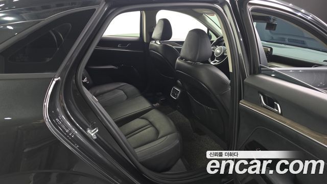 Kia K5 2020 — photo 18