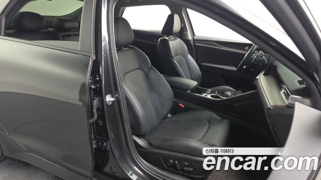 Kia K5 2020 — photo 16