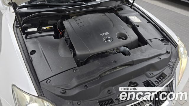 Lexus IS 2009 — photo 6