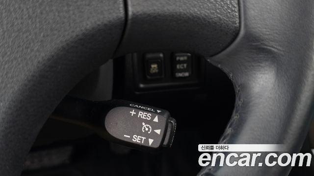 Lexus IS 2009 — photo 17