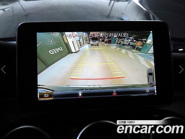 Mercedes-Benz GLC-Class 2017 — photo 13