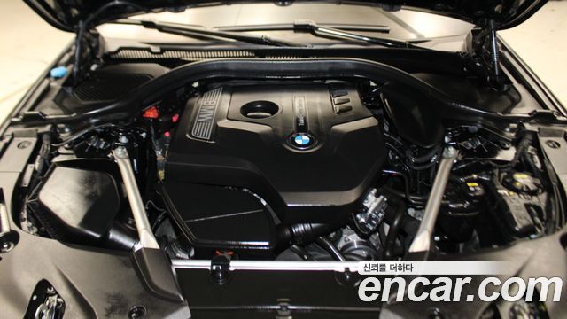 BMW 5-Series 2019 — photo 6