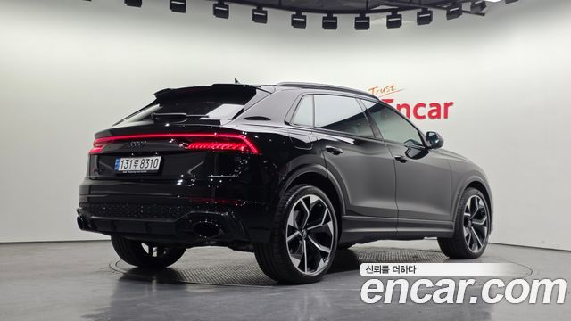 Audi RSQ8 2022 — photo 2