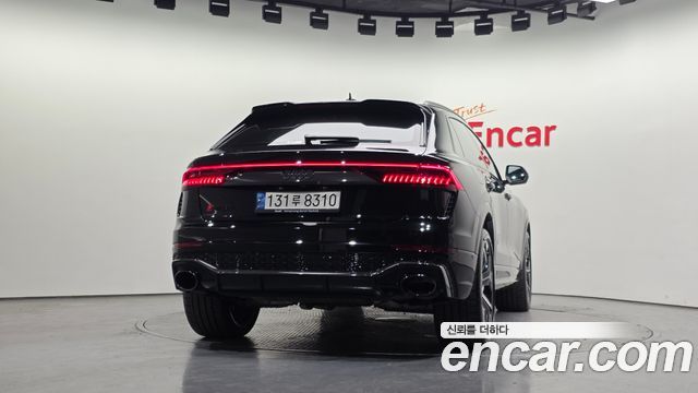 Audi RSQ8 2022 — photo 4
