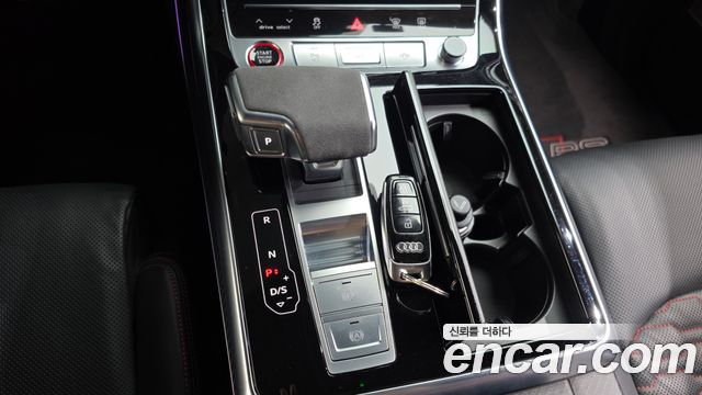Audi RSQ8 2022 — photo 9