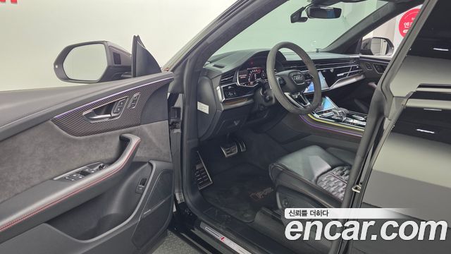 Audi RSQ8 2022 — photo 10