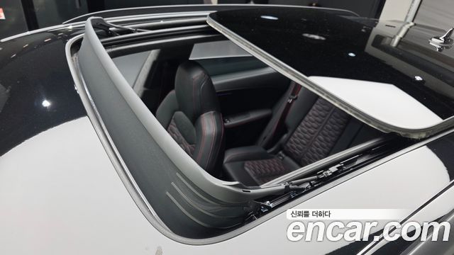 Audi RSQ8 2022 — photo 19