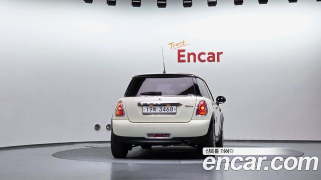Mini Cooper 2012 — photo 4