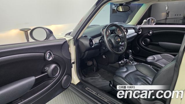 Mini Cooper 2012 — photo 10