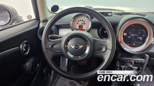 Mini Cooper 2012 — photo 13