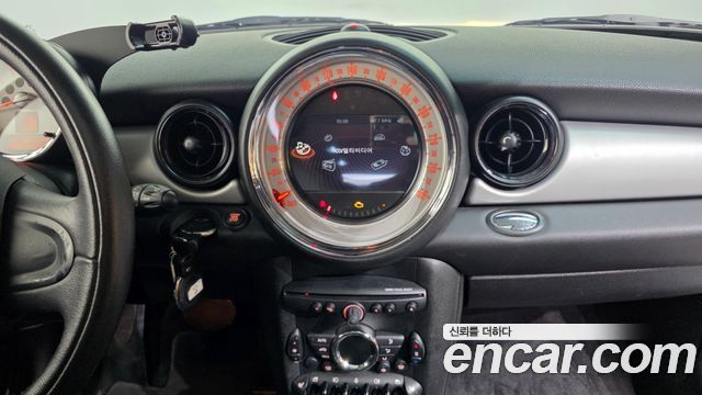 Mini Cooper 2012 — photo 14