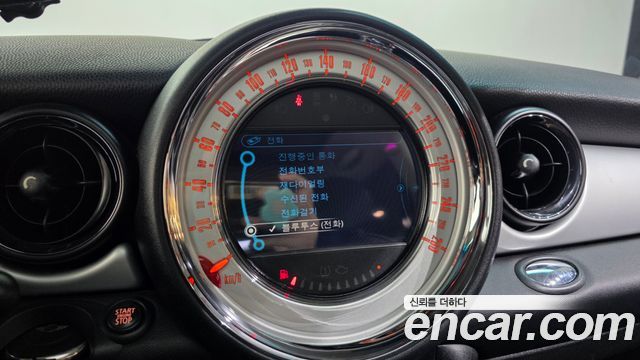 Mini Cooper 2012 — photo 16
