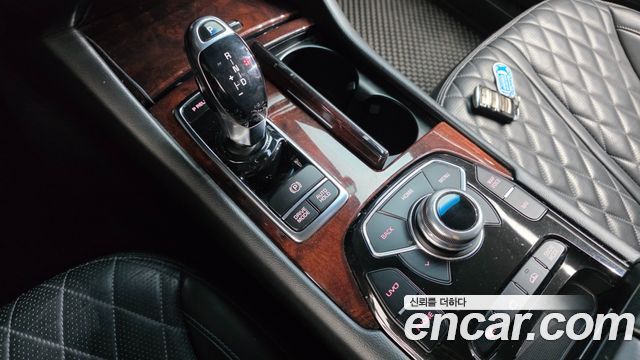 Kia K9 2015 — photo 12
