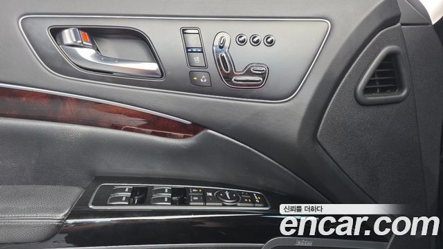 Kia K9 2015 — photo 17