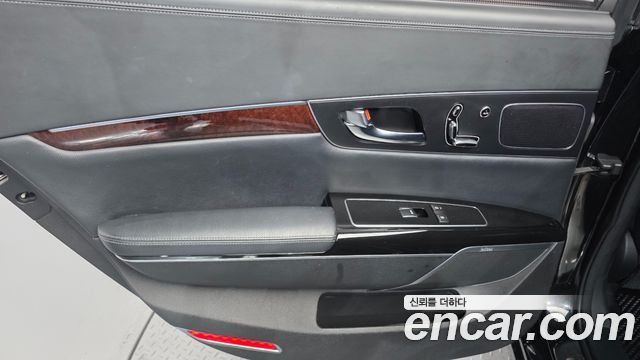 Kia K9 2015 — photo 15