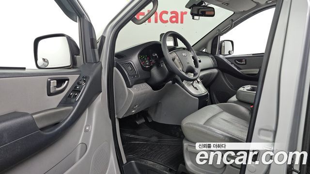 Hyundai Starex 2014 — photo 13
