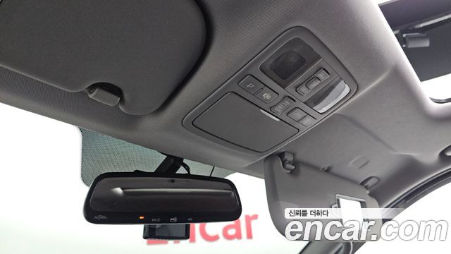 Hyundai Starex 2014 — photo 25