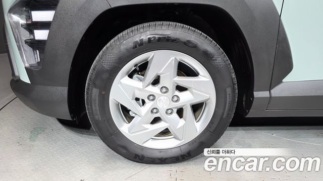 Hyundai Kona 2023 — photo 5