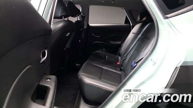 Hyundai Kona 2023 — photo 12