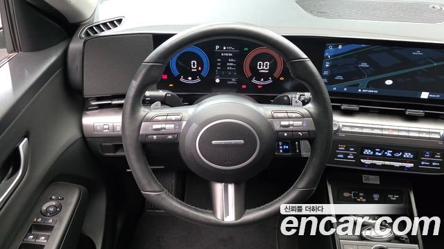 Hyundai Kona 2023 — photo 13
