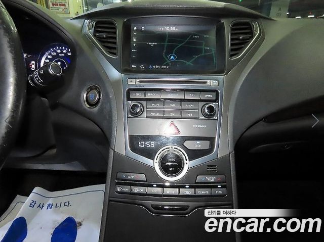 Hyundai Grandeur 2016 — photo 9