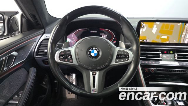 BMW 8-Series 2023 — photo 19