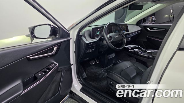 Kia EV6 2022 — photo 10