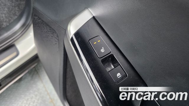 Kia EV6 2022 — photo 19