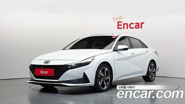 Hyundai AVANTE 2021 — photo 1