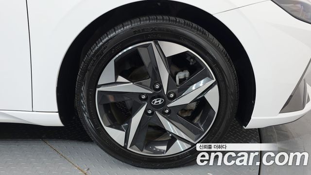 Hyundai AVANTE 2021 — photo 5