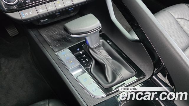 Hyundai AVANTE 2021 — photo 12