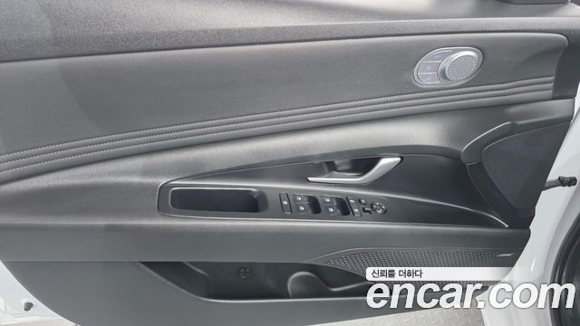Hyundai AVANTE 2021 — photo 18