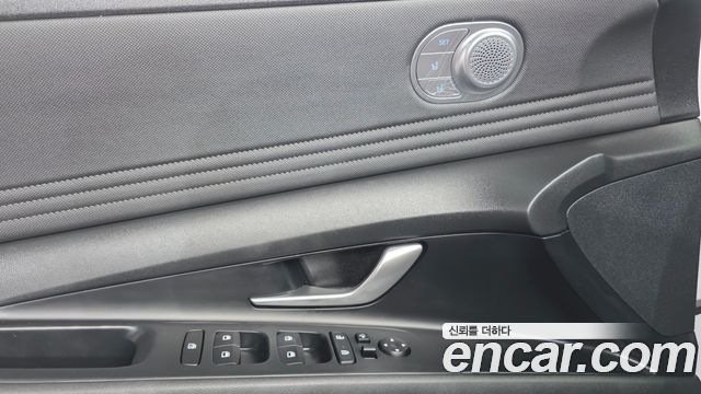 Hyundai AVANTE 2021 — photo 14