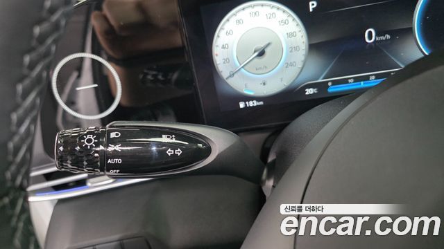 Hyundai AVANTE 2021 — photo 29