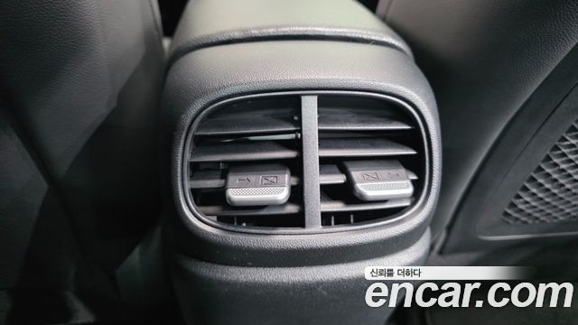 Hyundai AVANTE 2021 — photo 30