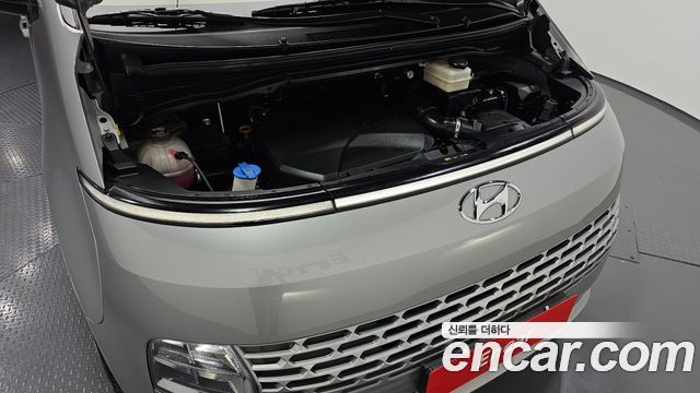 Hyundai Staria 2024 — photo 6