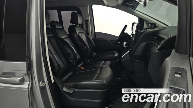 Hyundai Staria 2024 — photo 10