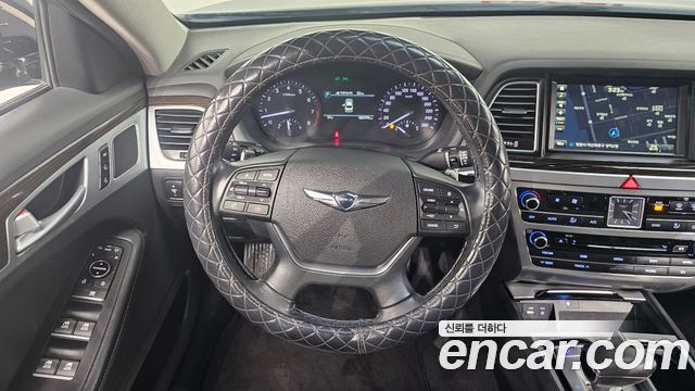 Genesis G80 2017 — photo 19