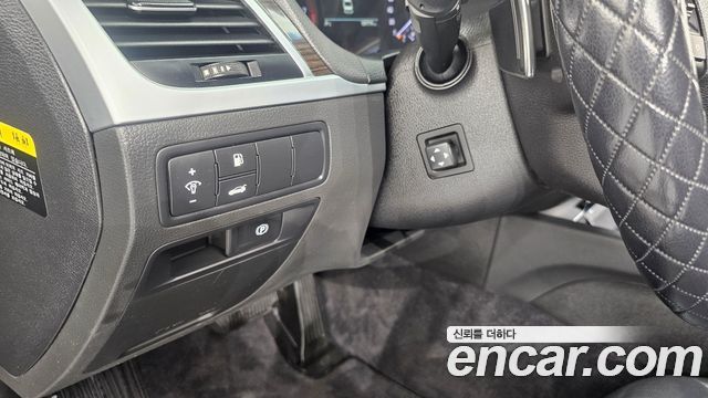 Genesis G80 2017 — photo 23