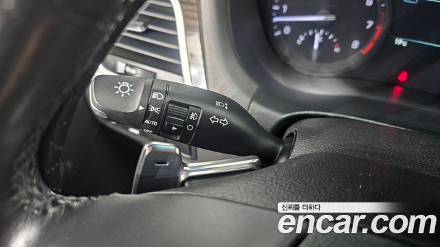 Genesis G80 2017 — photo 29