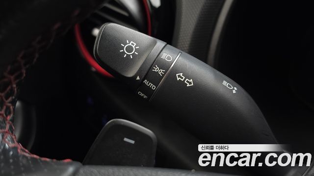 Hyundai Kona 2018 — photo 16