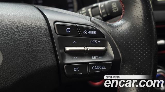 Hyundai Kona 2018 — photo 18