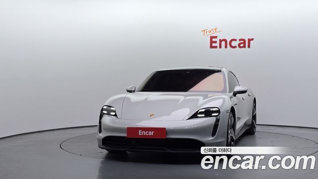 Porsche Taycan 2021 — photo 3