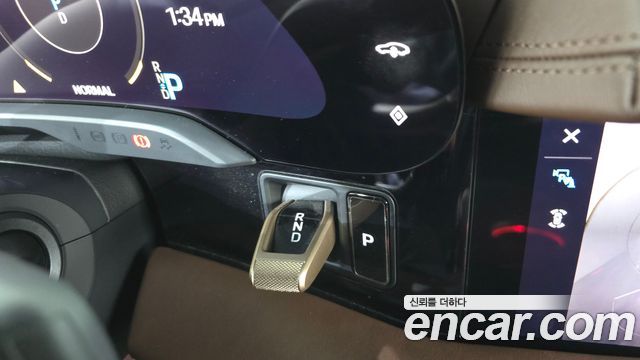 Porsche Taycan 2021 — photo 12