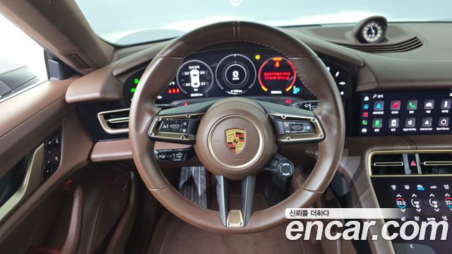 Porsche Taycan 2021 — photo 18