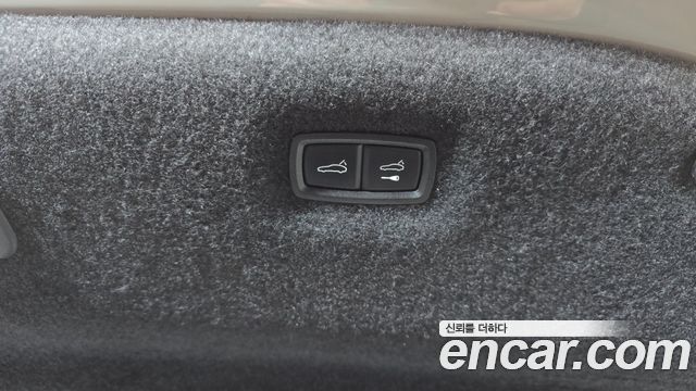 Porsche Taycan 2021 — photo 23